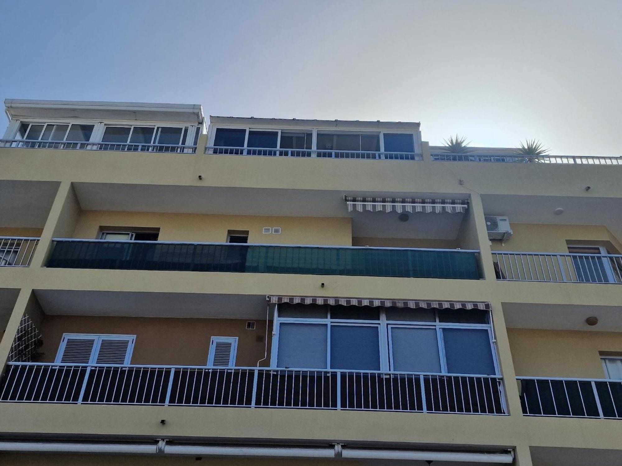 Small Rooftop, Ocean View อาโรนา ภายนอก รูปภาพ