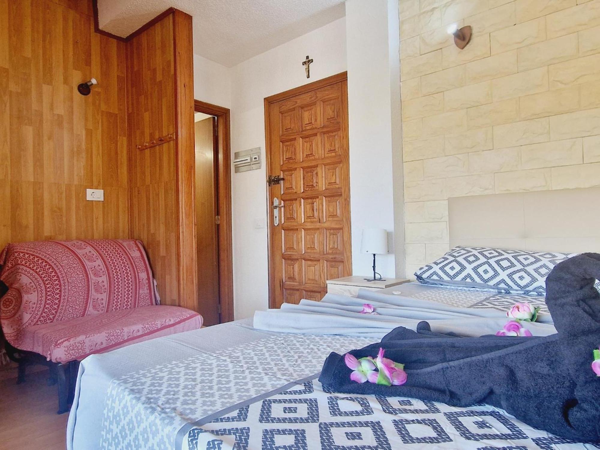 Small Rooftop, Ocean View อาโรนา ภายนอก รูปภาพ